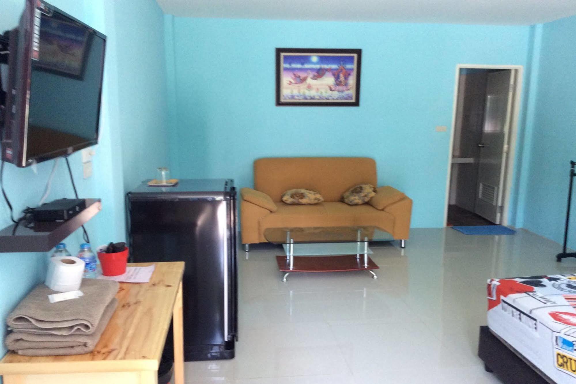 Baan Sri Family Hotel Kabin Buri Exterior foto