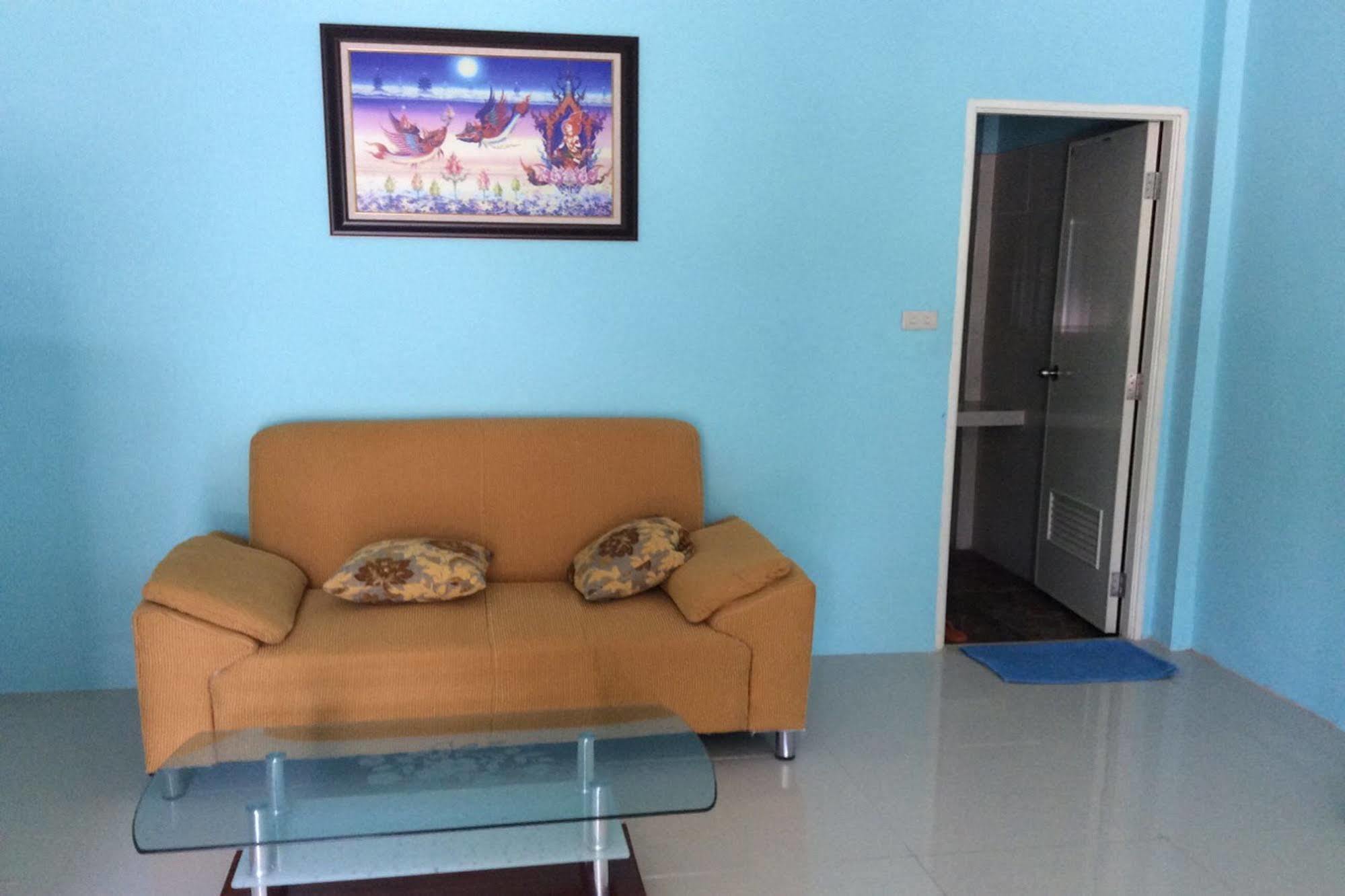 Baan Sri Family Hotel Kabin Buri Exterior foto
